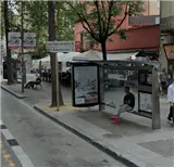 Marquesina frente a Juzgados, Girona